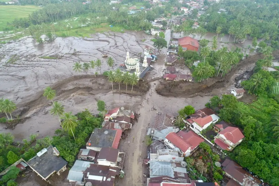 Banjir Landa Tanah Datar, Tujuh Orang Meninggal Dunia